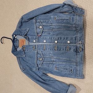 Levi's jean jacket